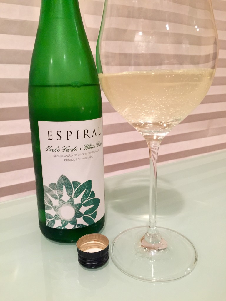 Espiral Vinho Verde Pour