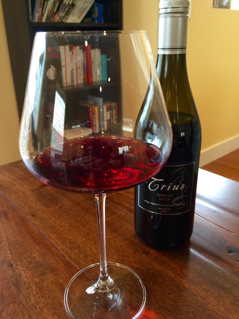 Trius Gamay Noir 2014 Pour