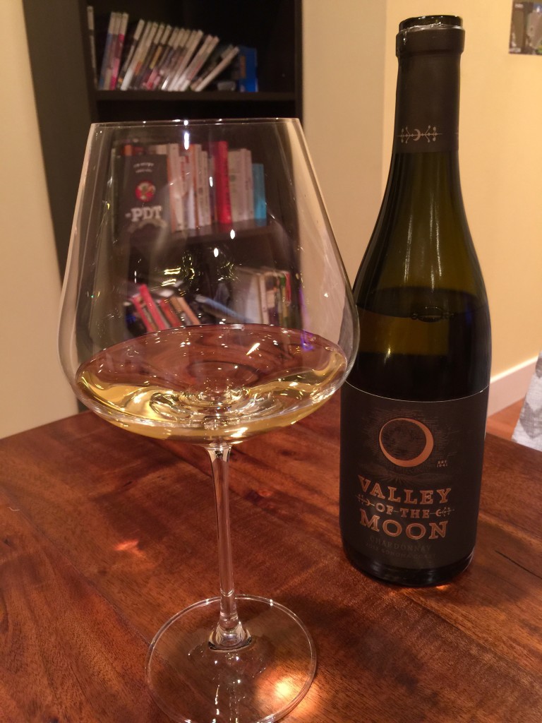 Valley Of The Moon Chardonnay 2012 Pour