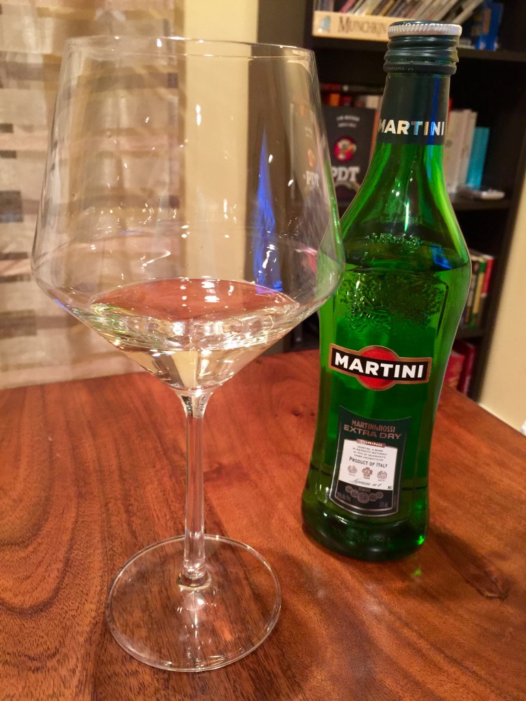 Martini and Rossi Extra Dry Vermouth Pour
