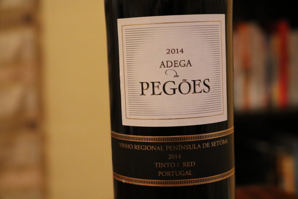 adega-de-pegoes-2014-bottle