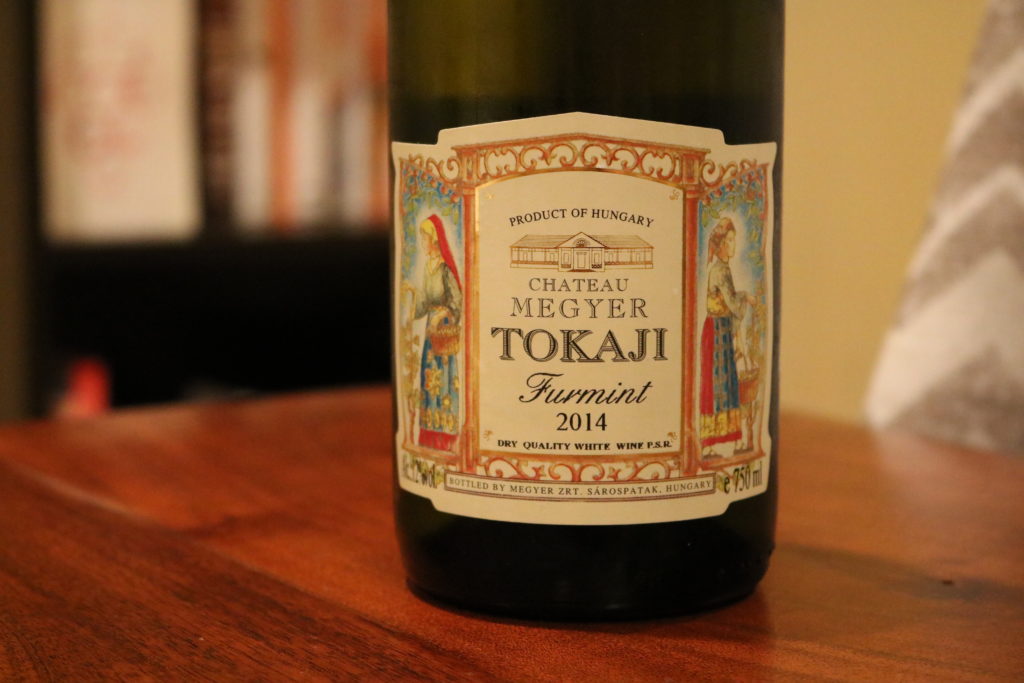 chateau-meyger-tokaji-furmint-2014-bottle