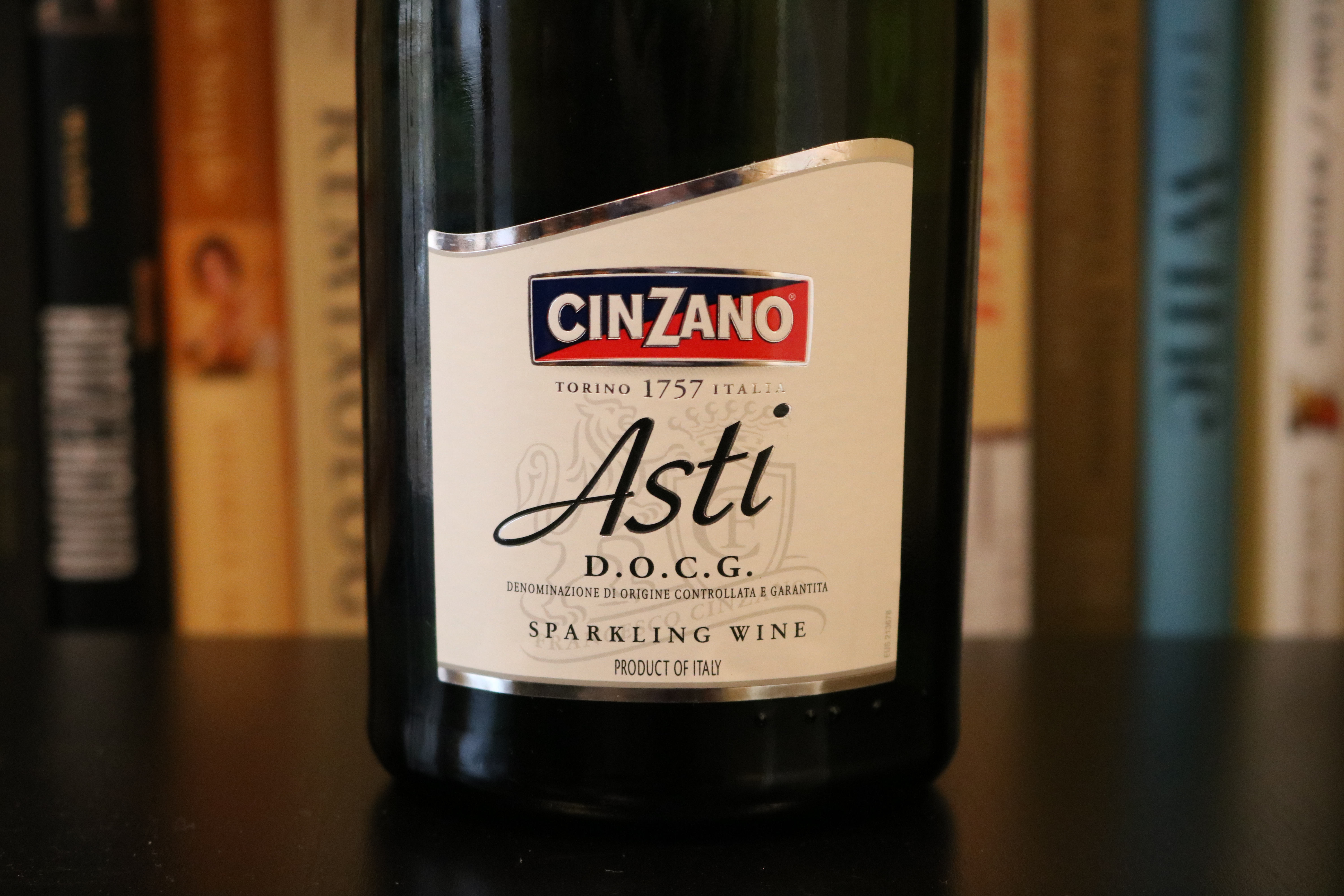 Cinzano asti цена. Чинзано Асти. Мартини Чинзано Асти. Чинзано Асти фото. Чинзано соус.